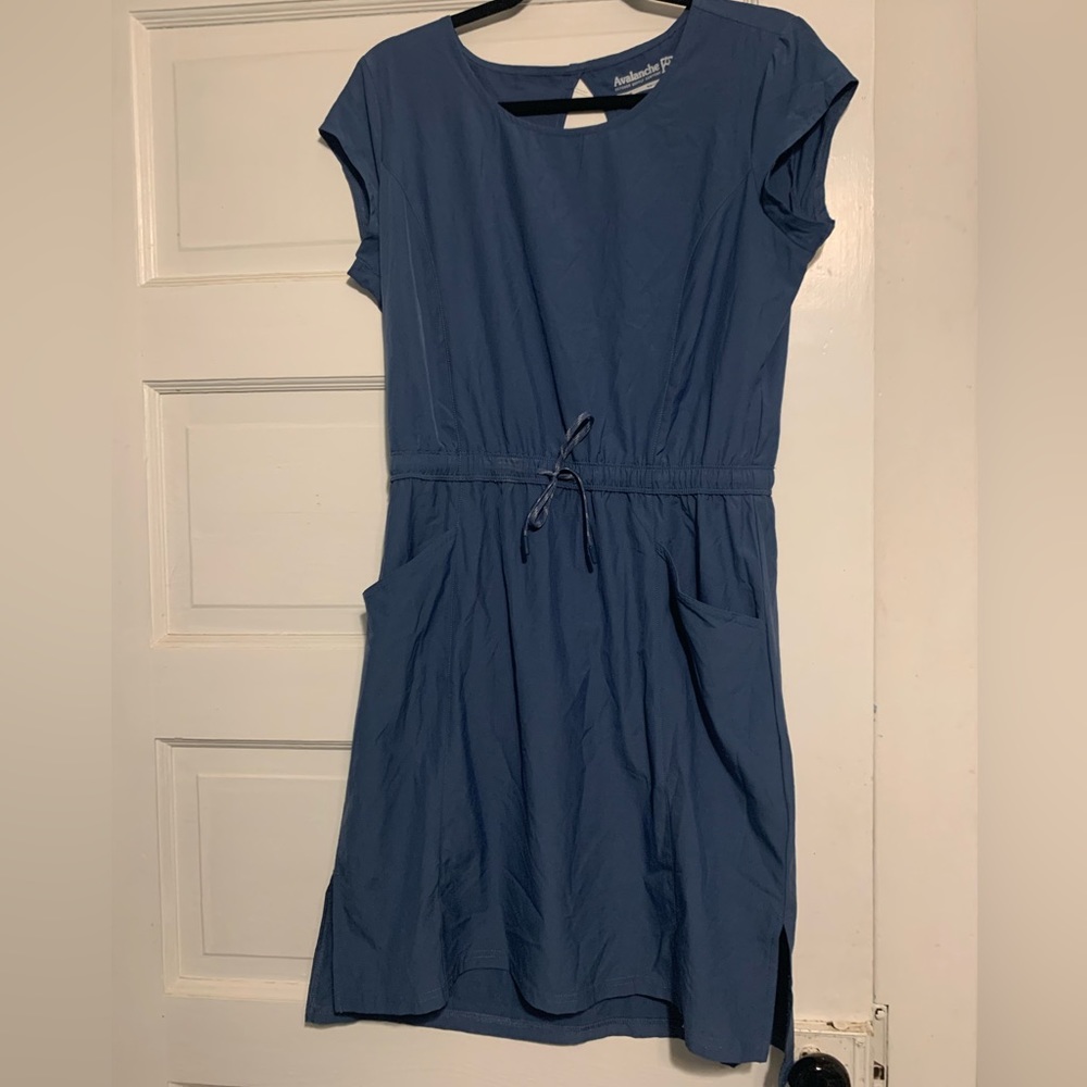 Women’s athleisure dress